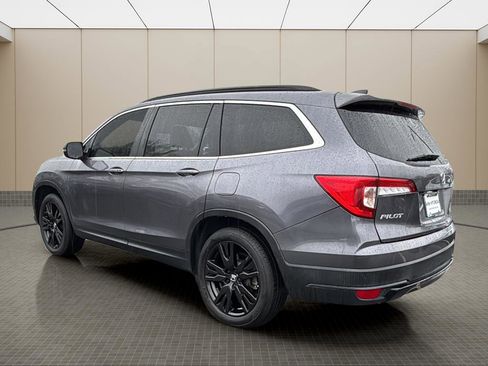 Used 2021 Honda Pilot Special Edition image 3