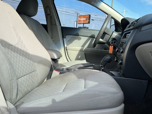 Used 2010 Ford Fusion SE image 19