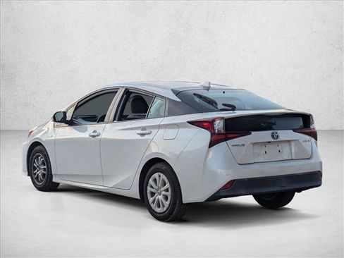 Used 2019 Toyota Prius LE FWD image 6