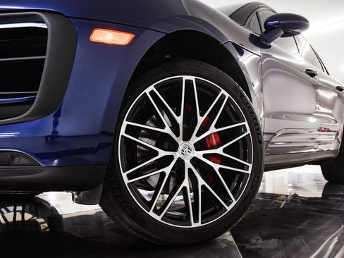 Certified 2026 Porsche Macan S AWD/4WD image 12