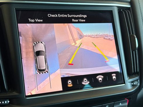 Used 2022 Maserati Levante Modena image 24