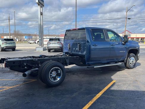 New 2026 Chevrolet Silverado 3500 LT w/ Convenience Package image 5
