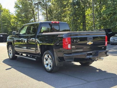 Used 2017 Chevrolet Silverado 1500 LTZ Z71 w/ LTZ Plus Package AWD/4WD image 24
