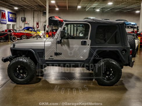 Used 2002 Jeep Wrangler SE AWD/4WD image 5
