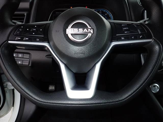 Used 2025 Nissan Leaf S FWD image 13