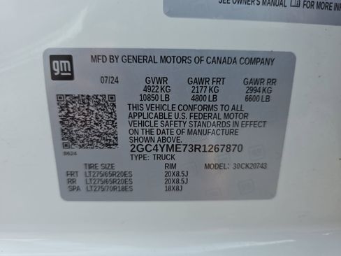 Used 2024 Chevrolet Silverado 2500 Custom w/ Custom Value Package image 33