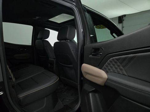 Used 2024 GMC Canyon Denali w/ LPO, Denali Black Edition image 38