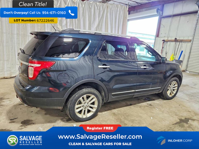 Used 2014 Ford Explorer XLT w/ Equipment Group 202A AWD/4WD image 4