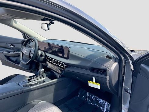 New 2026 Nissan Sentra SV w/ SV Convenience Package FWD image 23