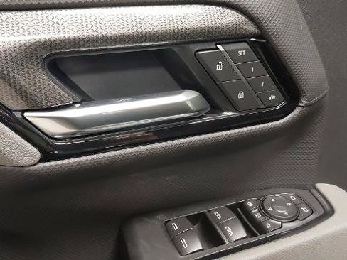 New 2026 Chevrolet Silverado 2500 ZR2 image 25