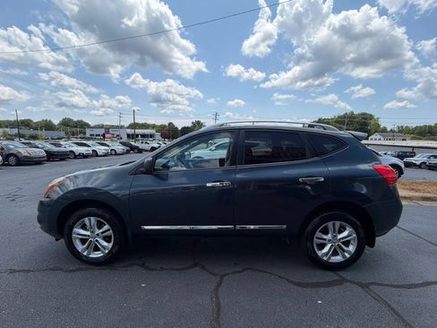 Used 2015 Nissan Rogue S w/ Convenience Package FWD image 4