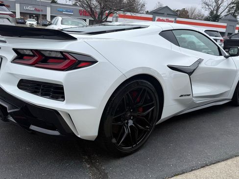 Used 2024 Chevrolet Corvette Z06 image 11
