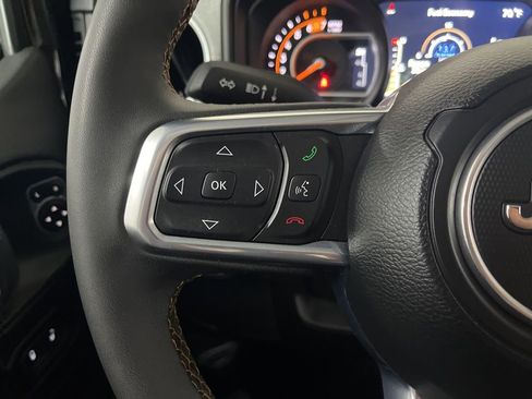 Used 2024 Jeep Wrangler Unlimited Sahara w/ Technology Group AWD/4WD image 57