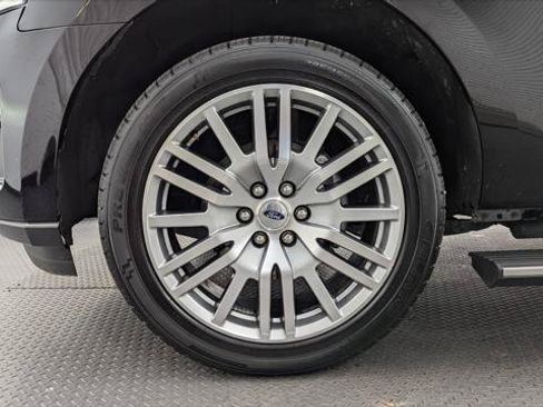 Used 2024 Ford Expedition Limited AWD/4WD image 34