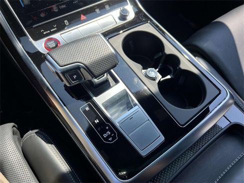 Used 2023 Audi SQ8 Premium Plus image 20