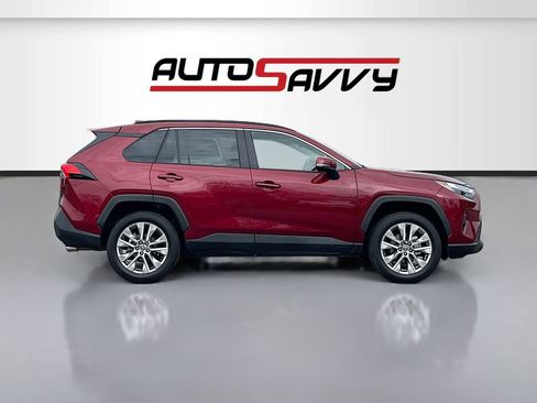 Used 2025 Toyota RAV4 XLE Premium w/ Weather Package AWD/4WD image 8