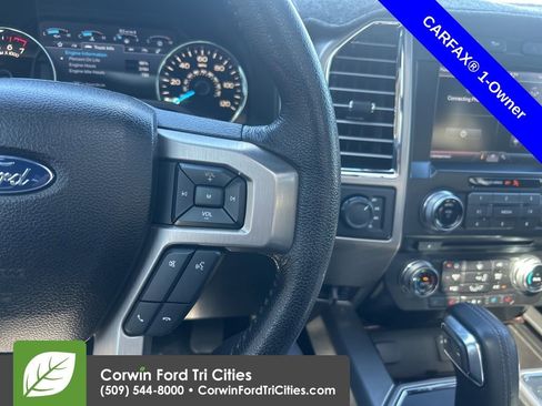 Used 2015 Ford F150 Platinum w/ Equipment Group 701A Luxury image 12
