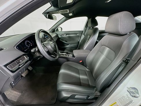 Used 2023 Honda Civic Sport image 13