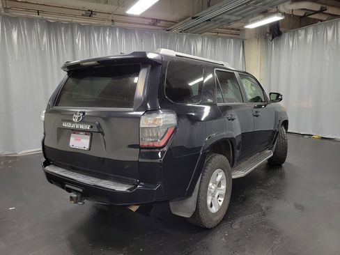 Used 2018 Toyota 4Runner SR5 image 8