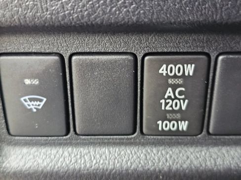 Used 2018 Toyota 4Runner SR5 Premium AWD/4WD image 25