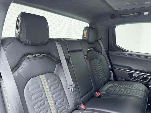 Used 2022 Rivian R1T Adventure image 52