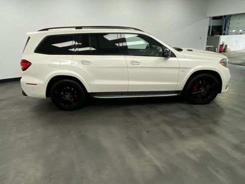 Used 2019 Mercedes-Benz GLS 63 AMG AMG GLS 63 4MATIC SUV w/ AMG Night Styling Package image 7