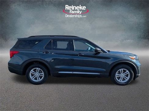 Certified 2023 Ford Explorer XLT w/ Equipment Group 202A image 4