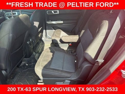 Used 2022 Ford Explorer XLT image 9