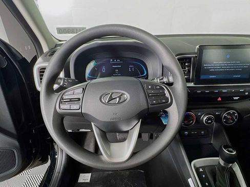 New 2026 Hyundai Venue SE image 8