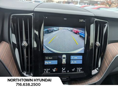Used 2021 Volvo XC60 T5 Momentum image 20