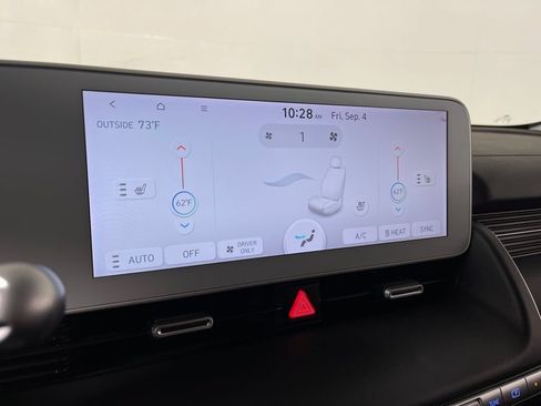Certified 2024 Hyundai Ioniq 5 SE RWD image 22