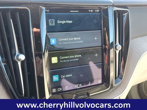 Certified 2023 Volvo XC60 B5 Plus w/ Climate Package image 18