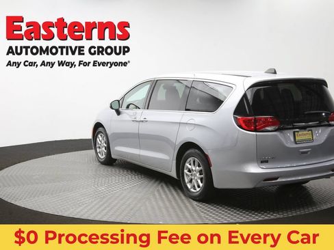 Used 2023 Chrysler Voyager LX FWD image 65