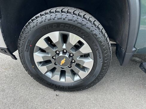 Used 2025 Chevrolet Silverado 3500 LT w/ All Star Edition AWD/4WD image 19