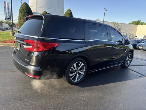Used 2022 Honda Odyssey Touring image 4