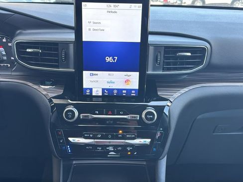 Certified 2023 Ford Explorer Limited w/ Limited Technology Package RWD image 11