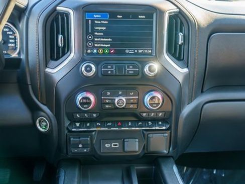 Used 2021 GMC Sierra 2500 AT4 w/ AT4 Premium Plus Package image 21