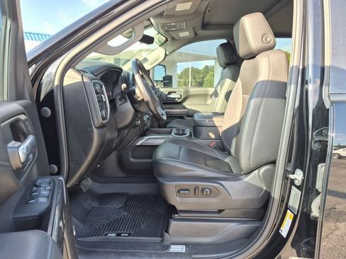 Used 2021 Chevrolet Silverado 2500 LTZ w/ LTZ Plus Package AWD/4WD image 16