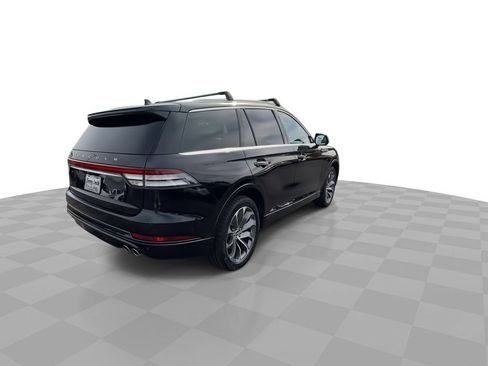 Used 2022 Lincoln Aviator Grand Touring w/ Equipment Group 301A AWD/4WD image 8
