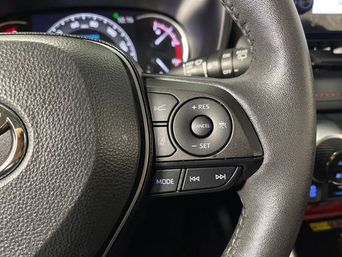 Certified 2022 Toyota RAV4 TRD Off-Road image 27