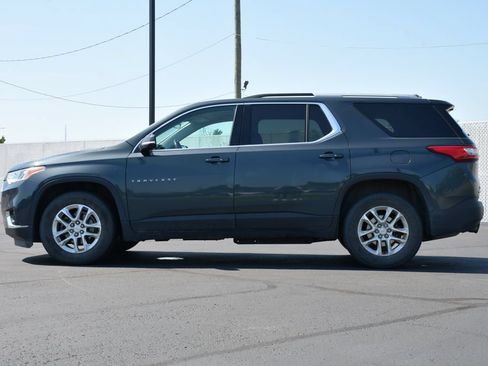Used 2018 Chevrolet Traverse LT FWD image 4