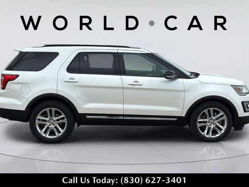 Used 2016 Ford Explorer XLT w/ Equipment Group 202A image 15