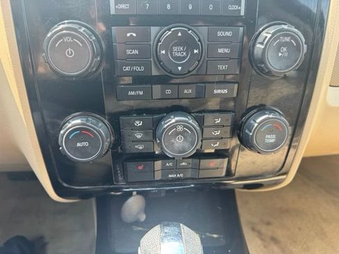 Used 2012 Ford Escape Limited FWD image 22