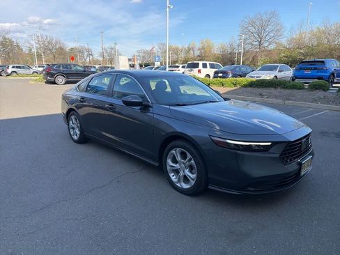 Used 2023 Honda Accord LX image 14