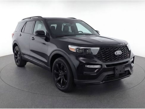 Used 2023 Ford Explorer ST w/ Equipment Group 401A AWD/4WD image 3