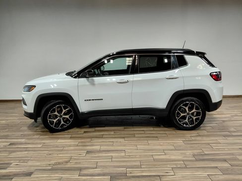 Certified 2025 Jeep Compass Limited AWD/4WD image 25