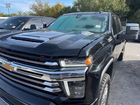 Used 2021 Chevrolet Silverado 2500 High Country w/ Z71 Off-Road Package image 16