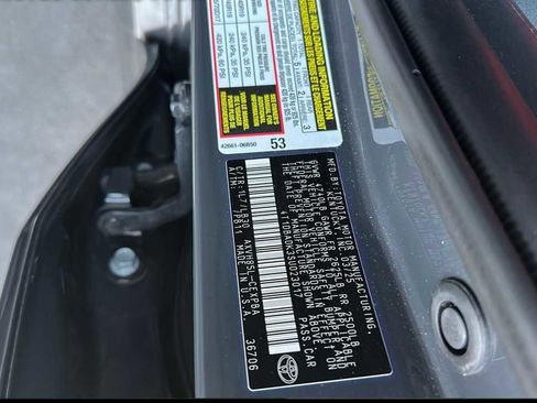 Used 2025 Toyota Camry XSE image 5