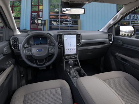 Used 2025 Ford Ranger XLT image 9