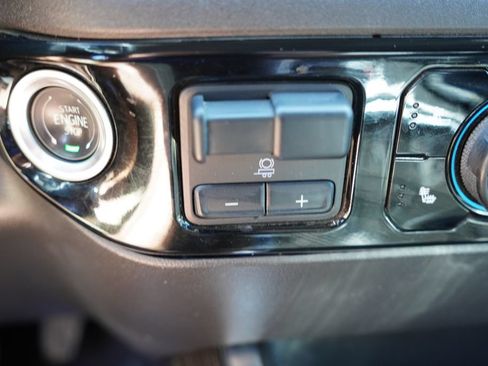 Certified 2024 Chevrolet Silverado 1500 LT Trail Boss AWD/4WD image 29